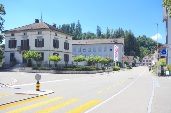 Mitten im Dorf Bauma (ZH), liegt das Heimatwerk Zürcher Oberland